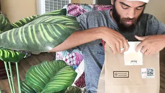 Rock Mercury Getting a wholefoods Grocery delicery thru Amazon