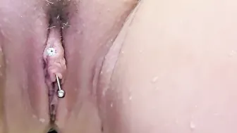 Whore let jacuzzi jets hit her leaking cunt