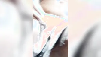 Pakistani bimbos pinky shaving