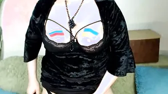 The war is going on but my heroic whore-wifey is still fucking inside homemade with the first comers))