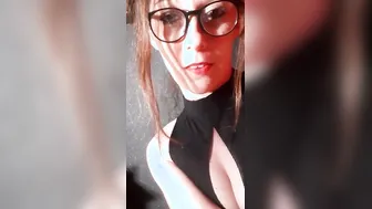 Je suis toute chaude envie de sucer