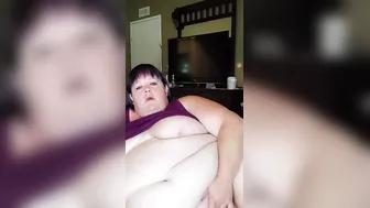 BBW mom FEELING FREAKY