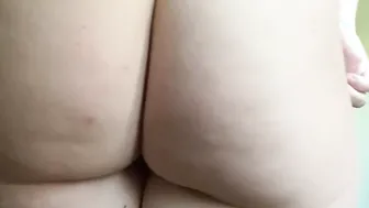 BEST slow motion mom booty worship movie on Pornhub Posing you for 8 min with my gigantic butt 
