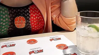 Hambúrguer porn video – A very stunning...hamburguer