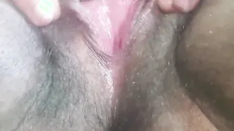 BBW Bushy Vagina Worship and Play