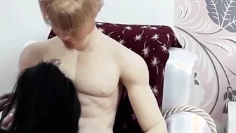 Postura Servicio de Habitaciones Noche de Sexo y Pasión – Jizzed Primer Plano HD