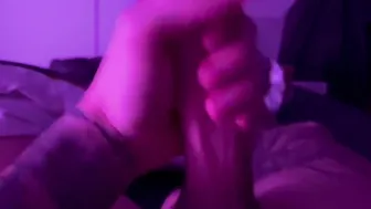 Neon leader with a sword into his hand 