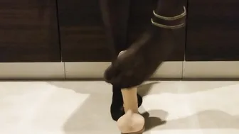 Jerking Off A Sex Toy With Pantyhosed Toes