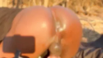 GETS FUCK PUBLIC AT THE PARK