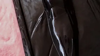 Rubber Vacuumbed hand job