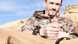 4K60 OUTDOORS WANK AND HUMONGOUS CUMMED (W/ SLOW-MO)