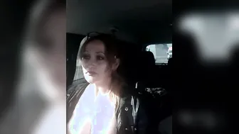 Flashing Daytime Vehicle Rides Outside