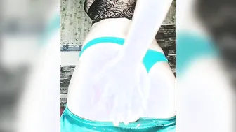 Adorable young bimbos shows her huge juicy butt and tiny