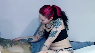IMPRESSIVE TEENAGERS and her adventures with her flatmates