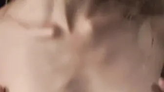 Geiles Teen-Goddess lutschte meinen Schwanz und ließ mich abspritzen | PornoPenis.de