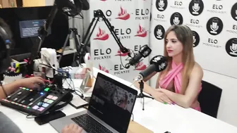 Detras de Escena del Scene Porno del Trio de DivinaMaruuu en el Cuarto Picante de Elo Podcast