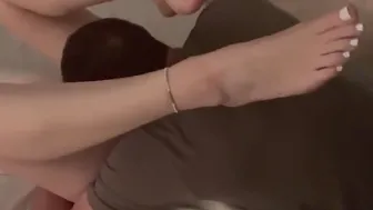 Bro porn video – Lucky bro earns Devils Pedicure after eating her cunt