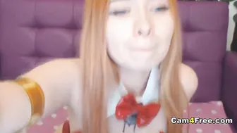 Friendly Red Haired Finger Fuck Her Soak Snatch