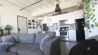 Fucking beauty bimbo and her friend. 3 Way with huge booty