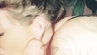 Inked cougar offer smoking bj