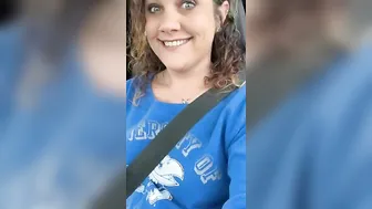 Vulgar Cougar Jizzes Driving