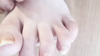 Do you have a toes bondage? look at my 20yo feet and wrinkled soles