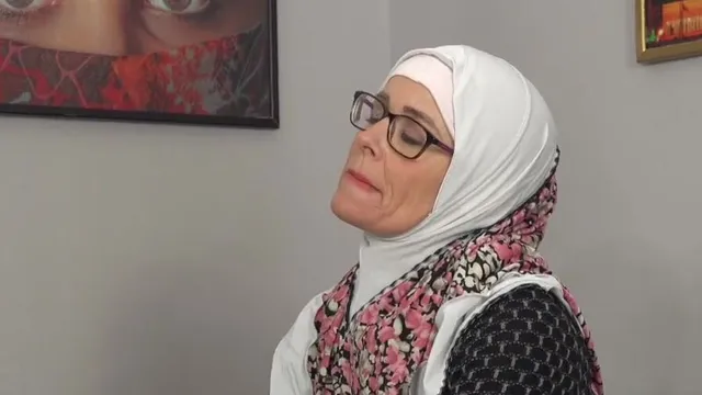 muslim milf had too short dress muslim milf had too short dress  PornOne ex vPorn