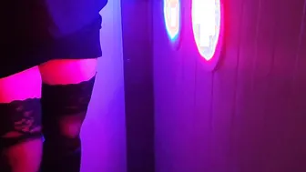 Sloppy seconds with strangers cum at home from glory hole
