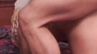 Blondie with crazy sexy curves deep throats penis before gets pounded
