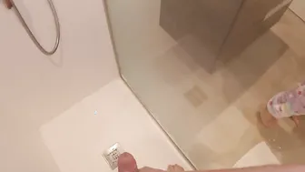 Step brother getting oral sex from Stepsister Shower
