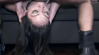 NOA TEVEZ hoe under arrest anal and deep throat