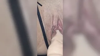 Fucking her with her own sex toy getting me so vulgar 