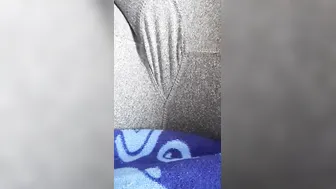 Squirting through my legging *loud groaning