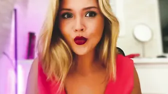 voluptuous smile and kisses