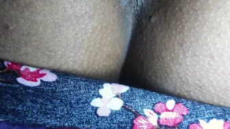 පොඩ්ඩ්ට තියෙන මෝල වේසියක් වගේ She Is My head Queen