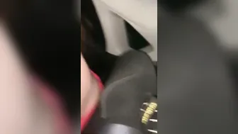 Hoe getting cock into the vehicle