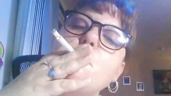 Bombshell Dark Haired Quick Smoke- Close Up