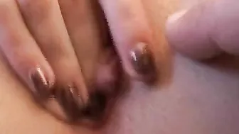 Die Weinflasche inside der Fotze bei jungem 18 Yo