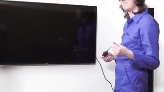 French cougar Got Booty Nailed By The 2 Repair Guys