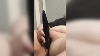 Nerdy BBW Masturbates While Being Boned With