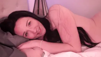 Dark Haired beauty offer crazy hot morning edging JOI