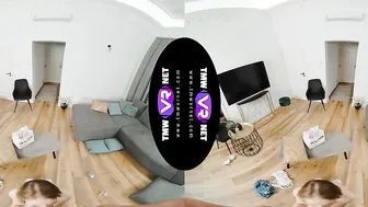 TmwVRnet - Nata Ocean - No cash? Gives a bj