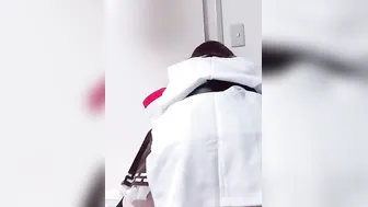 デカマラを大型オナホに突っ込んで腰を振る金剛ちゃん(女装男子)