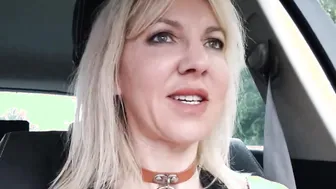 Thérèse dans la cabine dessayage