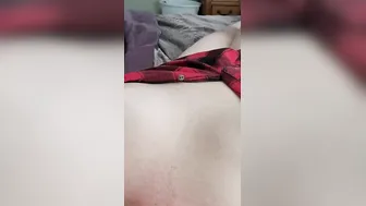 Thick cougar getting snatch dripping having fun with her nipples. Real orgasm. Groaning.