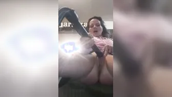 Vacuum my vagina