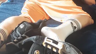 patas pies y cosquillas mexicano chacal cdmx machin morbos en zapas tenis casero fetiches