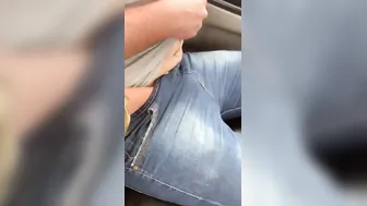 Hispanic cachonda mamando en Uber
