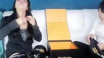 Unboxing PornHub 25k thanks