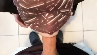 White_paradise porn video – Bombshell white gf blows dick eyes covered